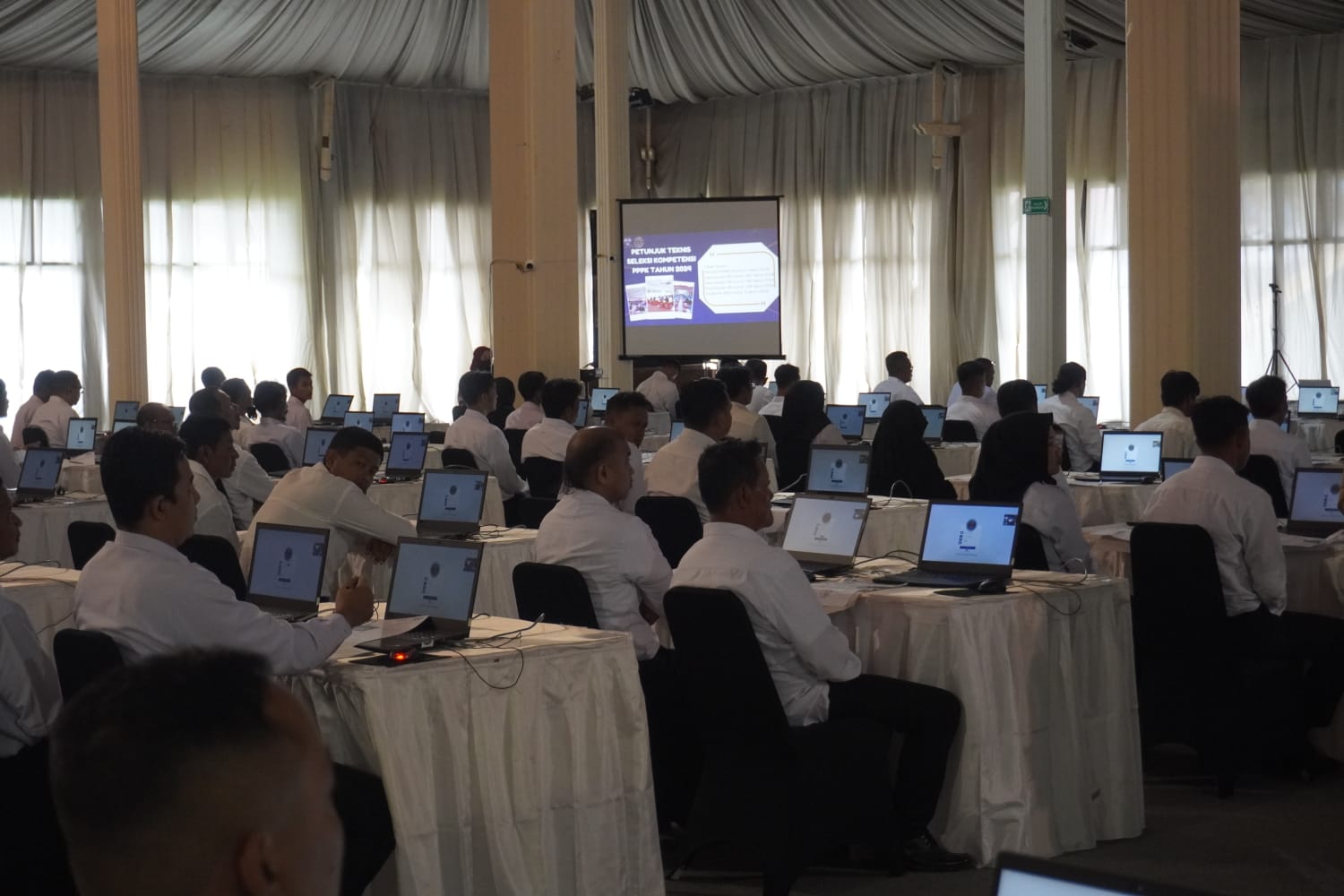 Balgis Ajak Peserta PPPK Seleksi Dengan Jujur dan Percaya Diri