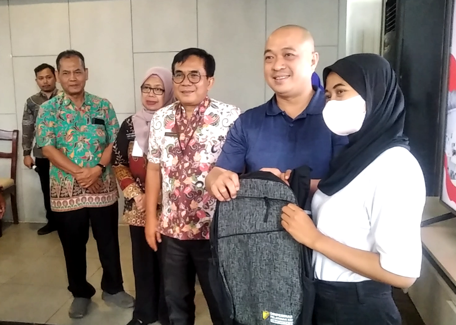 Pemkot Dorong Buruh Pabrik Rokok Berdaya Saing dan Semakin Terampil