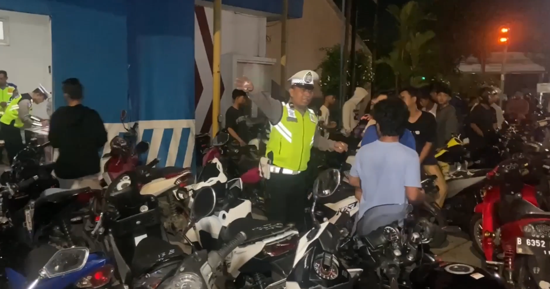 Polres Pekalongan Kota Gelar Patroli Skala Besar Cegah Balap Liar Di Exit Tol Setono
