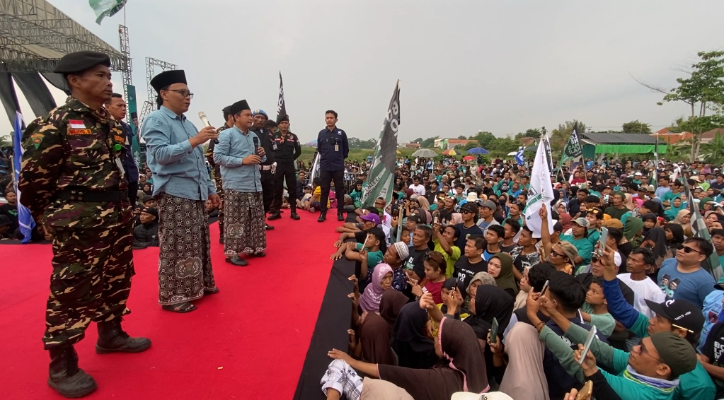 Ribuan Warga Hadiri Kampanye Akbar Paslon Utama