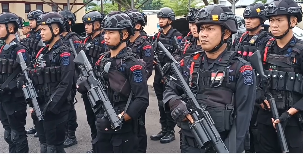 Dianggap Rawan Brimob Amankan Karasidenan Pekalongan