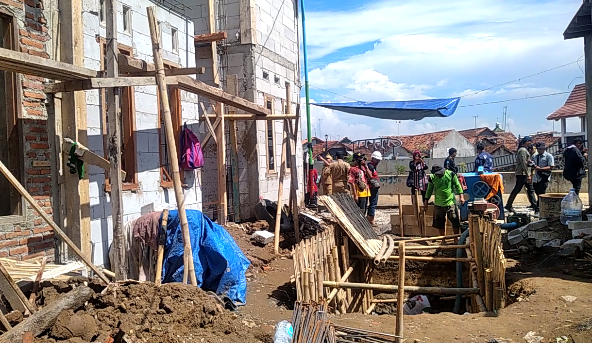 Pembangunan Rumah dalam Penataan Kampung Bugisan capai 50%