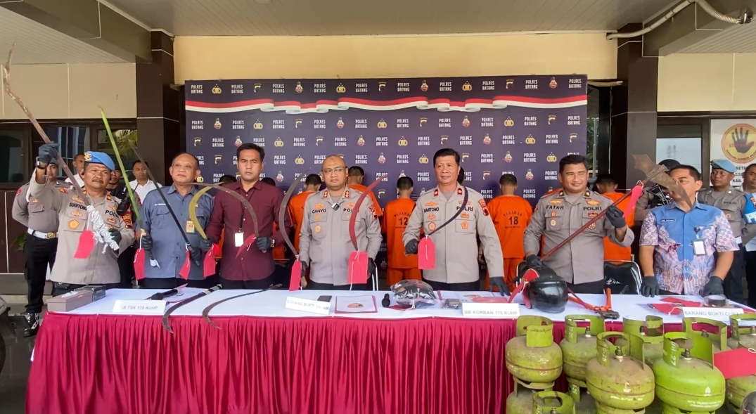 Polres Batang Ungkap Tawuran Maut Di Subah, 12 Anggota Gengster Ditangkap