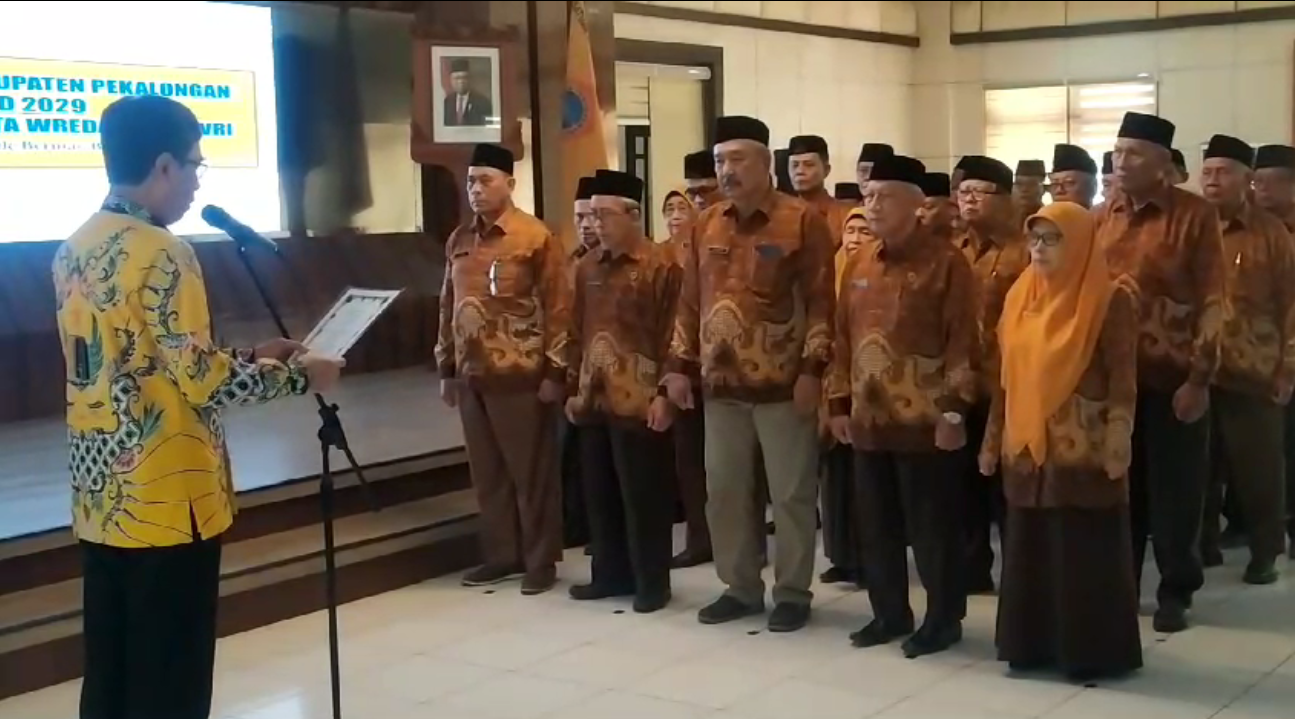 Pj Bupati Pekalongan Lantik Pengurus PWRI Masa Bakti 2024-2029