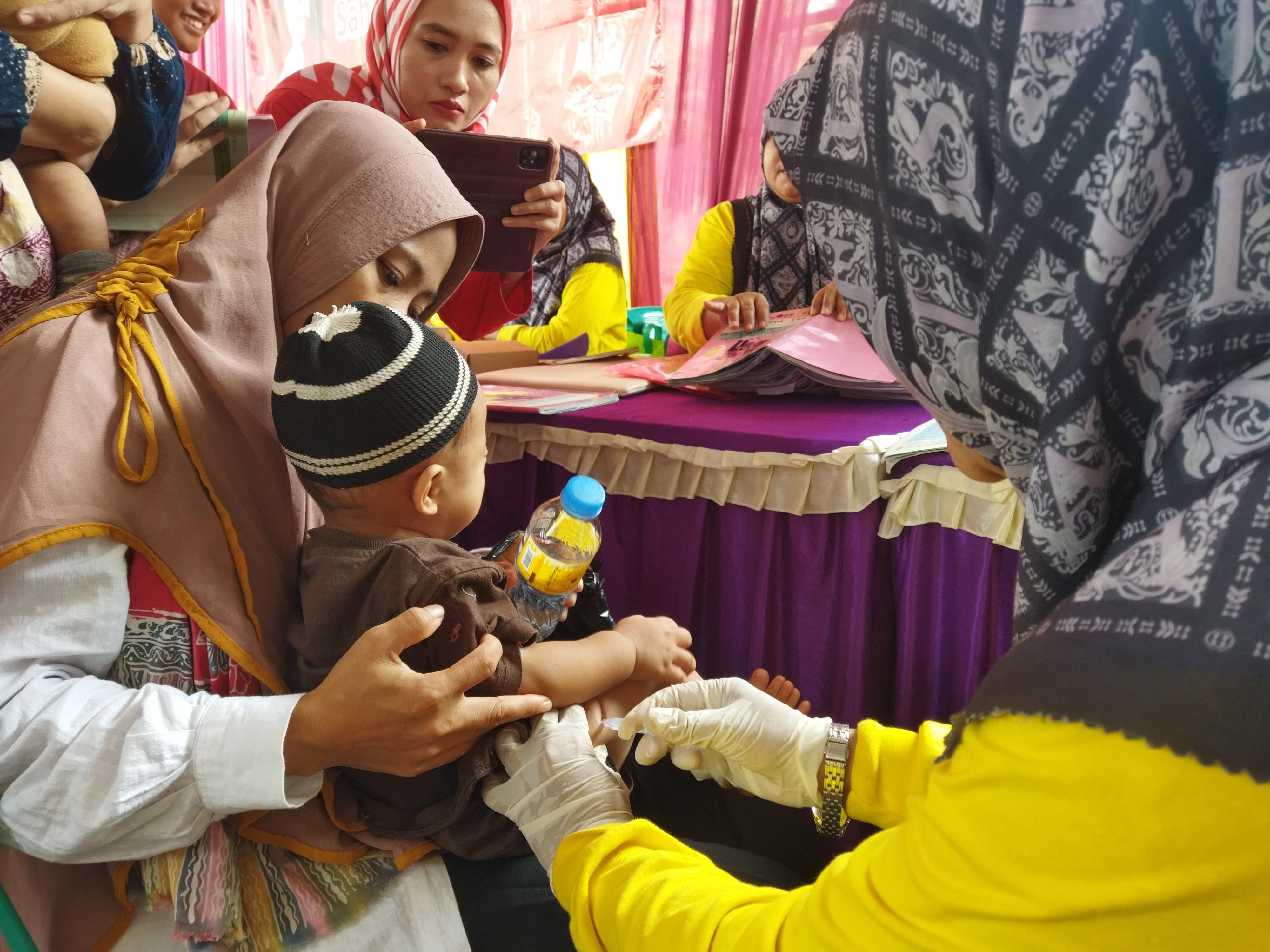 Ratusan Ibu dan Anak di Karanganyar Tirto Manfaatkan Pemeriksaan Kesehatan dan Gizi Gratis