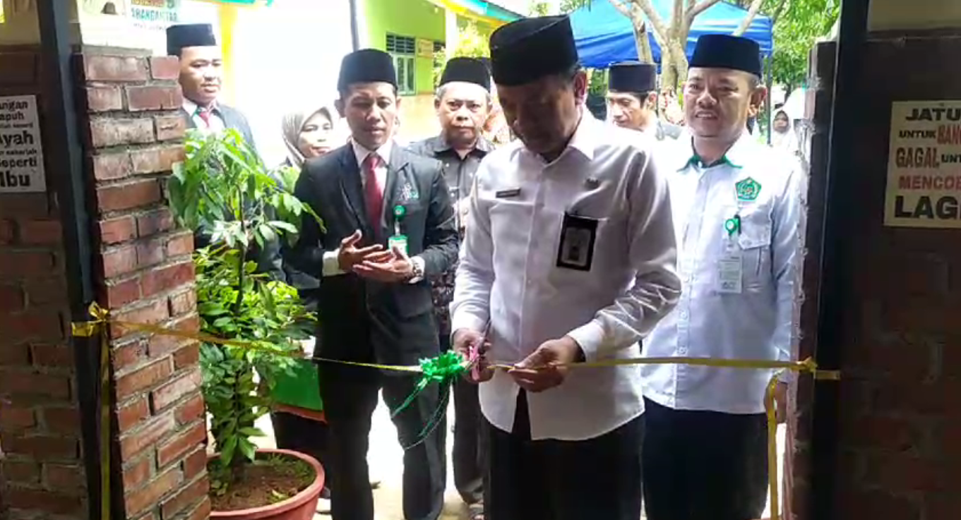 MI Salafiyah Karanganyar Tirto Gelar Karya P5RA, Market Day dan Peresmian Kedai Literasi
