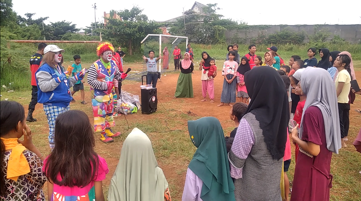 Trauma Healing untuk Anak-Anak Korban Banjir di Pengungsian Eks Kelurahan Kramatsari