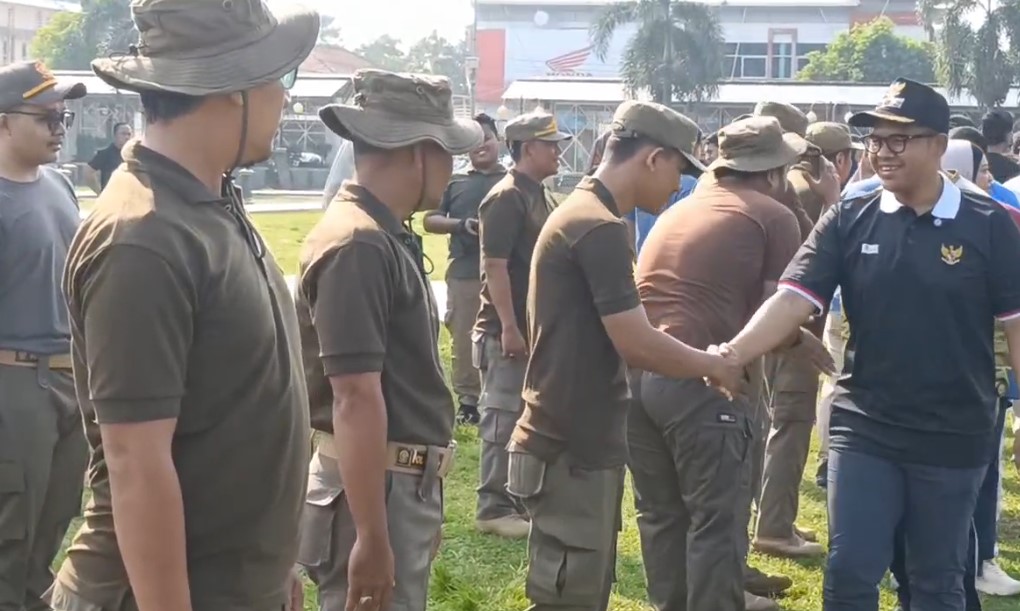 Bupati Batang Rekrut Banpol PP Dalam Penataan Kota