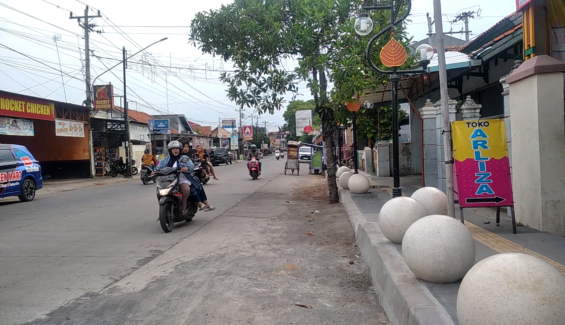 Penataan Wajah Kota Batang untuk mempercantik dan menyediakan tempat pejalan kaki agar lebih nyaman