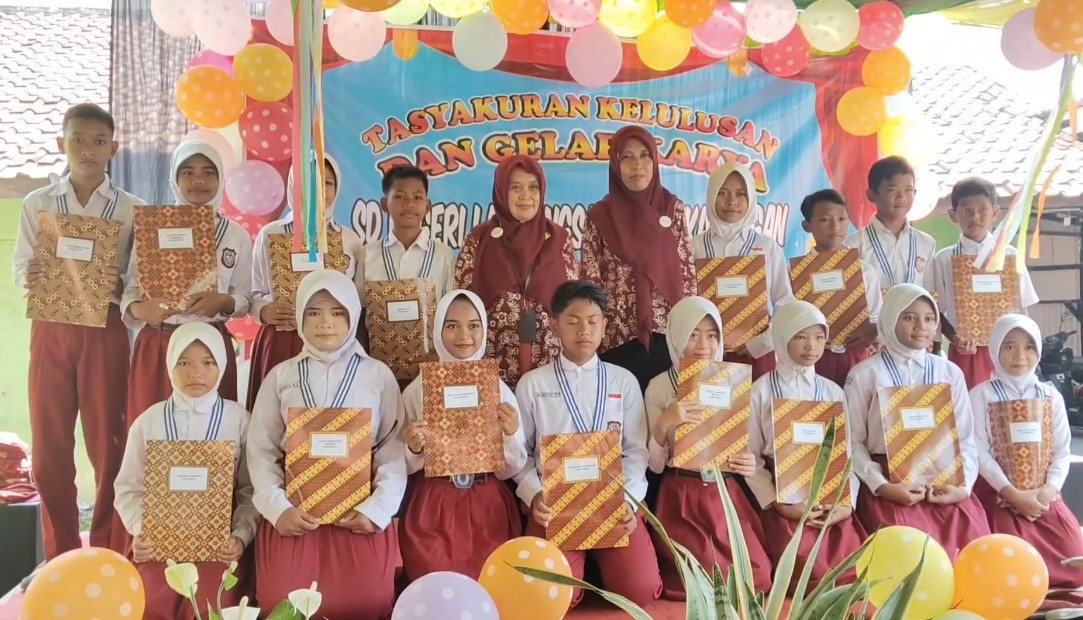 Langkah Awal Menuju Cita, SD Landungsari 05 Gelar Tasyakuran Kelulusan