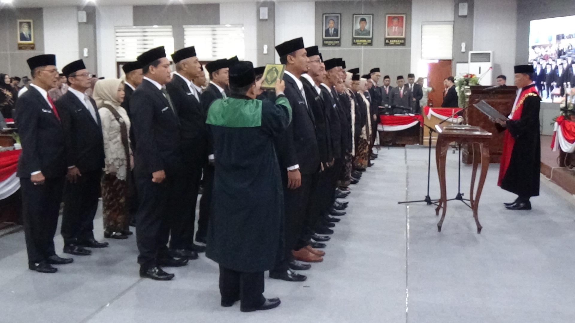 35 Anggota DPRD Kota Pekalongan terpilih periode 2024-2029 resmi dilantik, 90 persen wajah lama