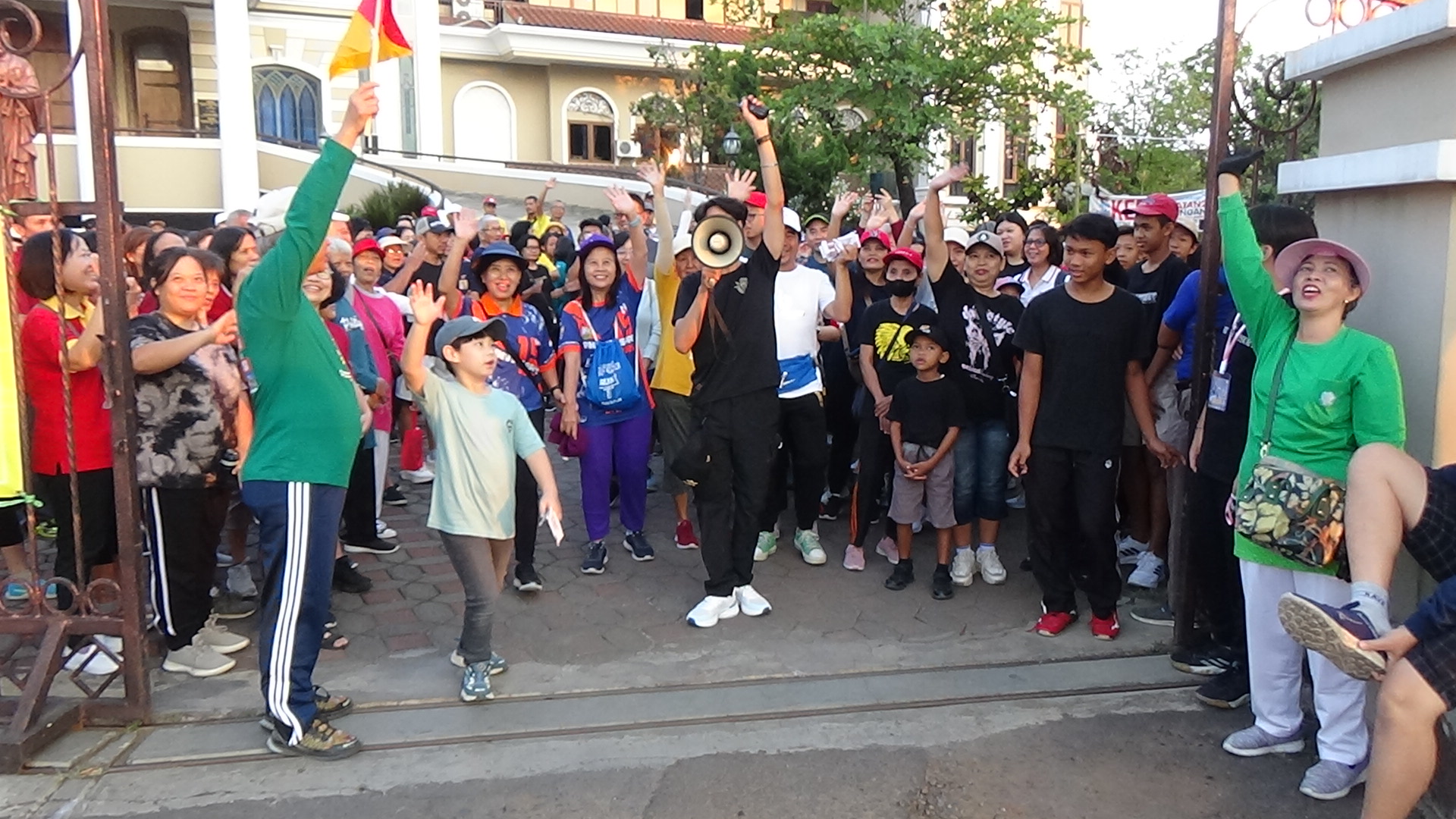 Jalan Sehat, Semarakkan Perayaan HUT ke-94 Gereja Paroki Santo Petrus Pekalongan