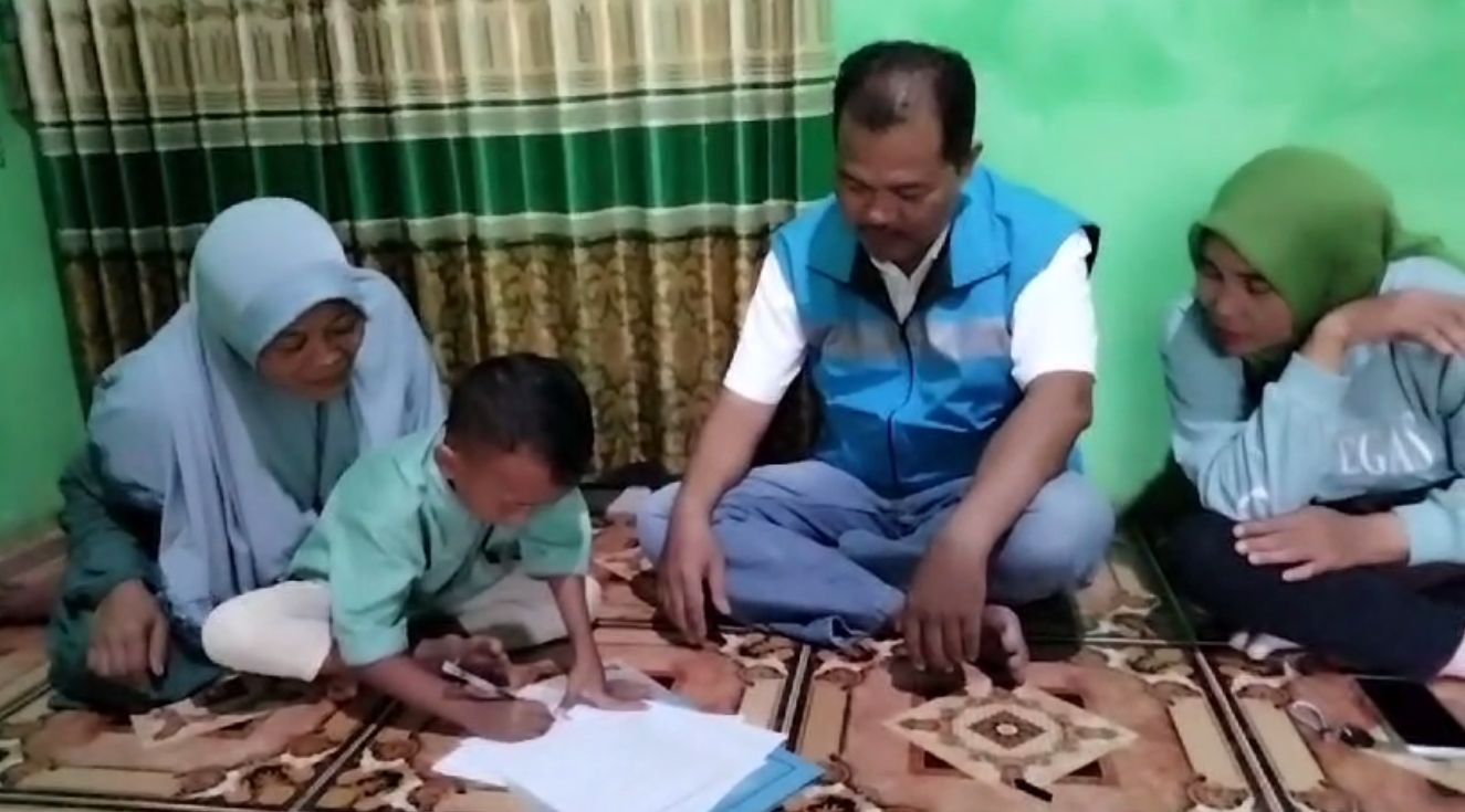 Yaga Yingde Group salurkan Dana Pendidikan di Wonotunggal