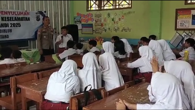Subsatgas Binluh Polres Batang Ajak Anak-anak Jadi Pelopor Keselamatan Berlalu Lintas