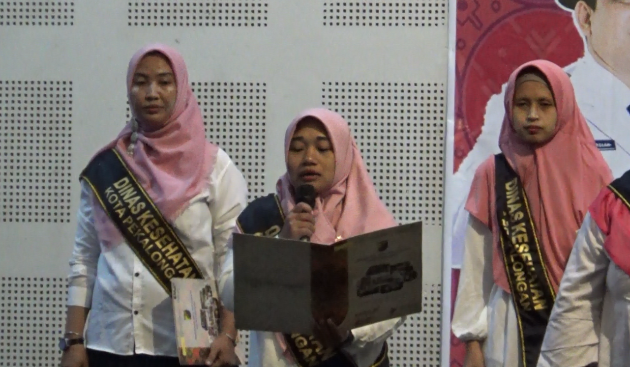 Pentingnya Ayah Pahami Buku KIA, Dukung Ibu Jaga Kesehatan Kehamilan 