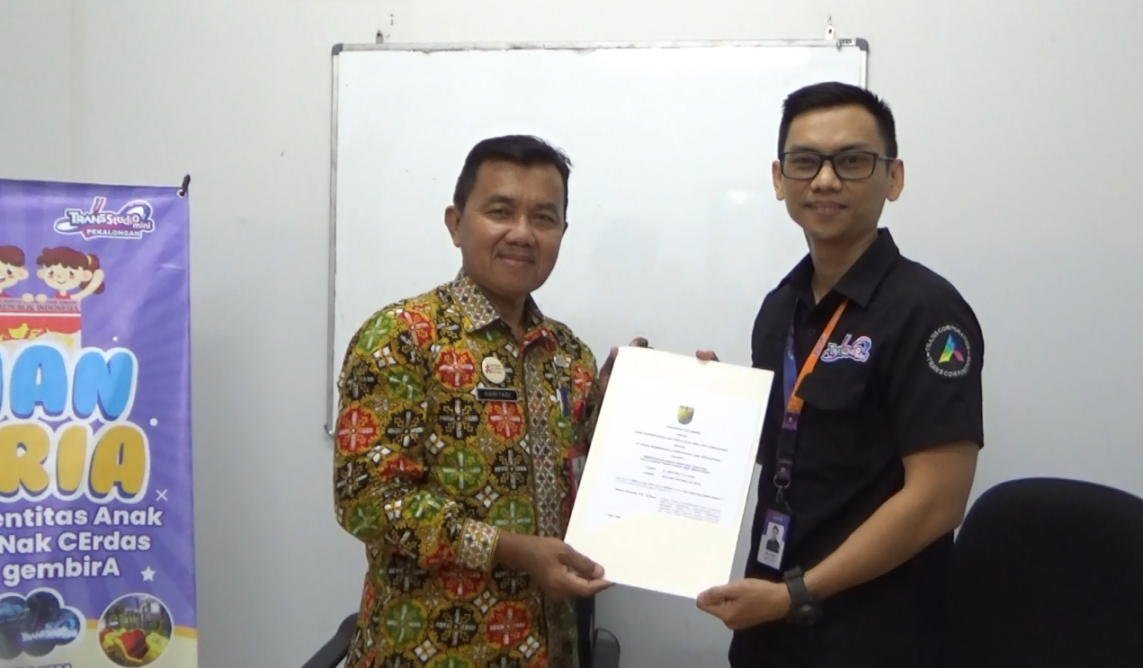 Dindukcapil dan Trans Studio Mini Pekalongan Lakukan Pks Progam Kian Ceria 