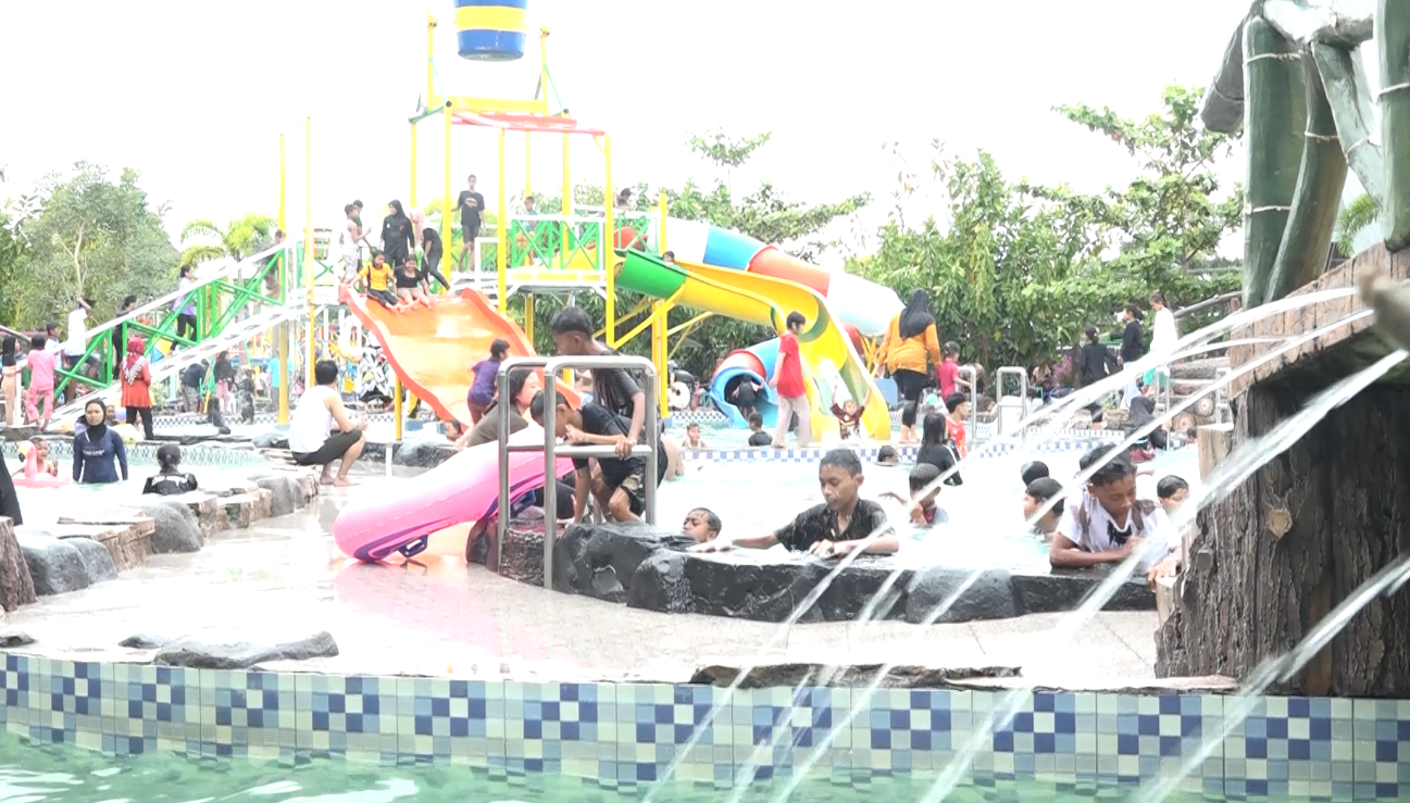 Lepas Penat Rutinitas, Berwisata di Zatoland Waterpark Sragi 
