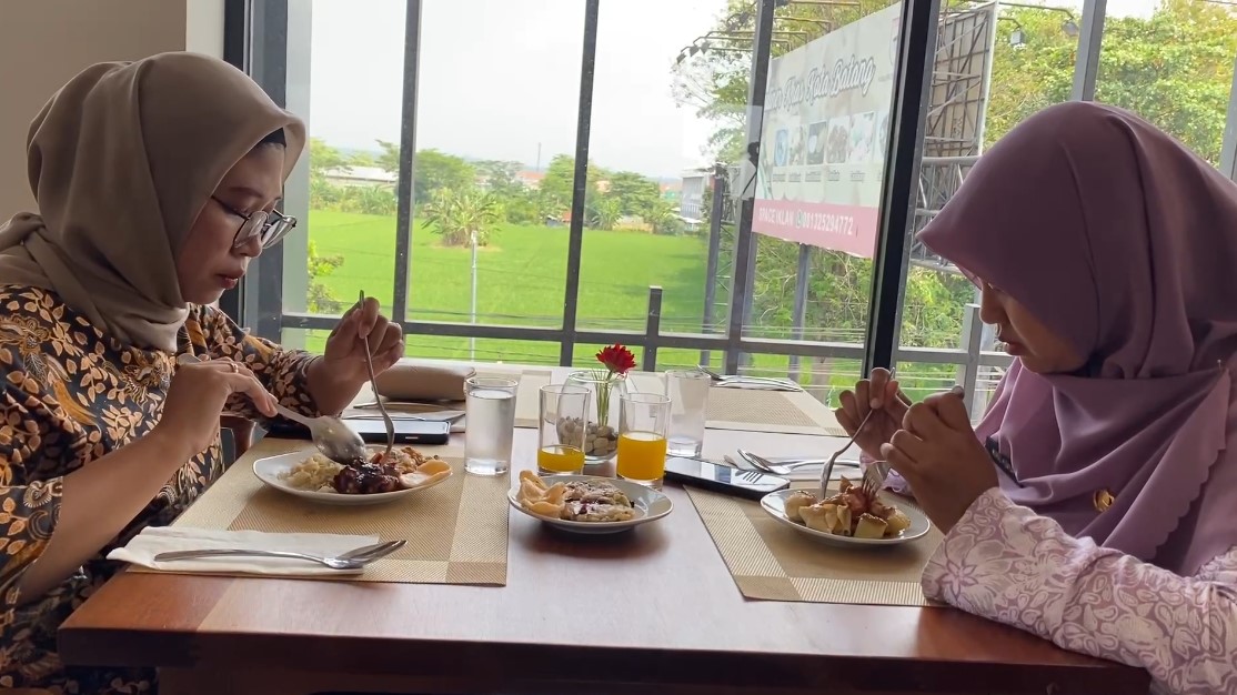 Makan Enak Murah dan Kenyang, Ala Hotel Berbintang di Batang