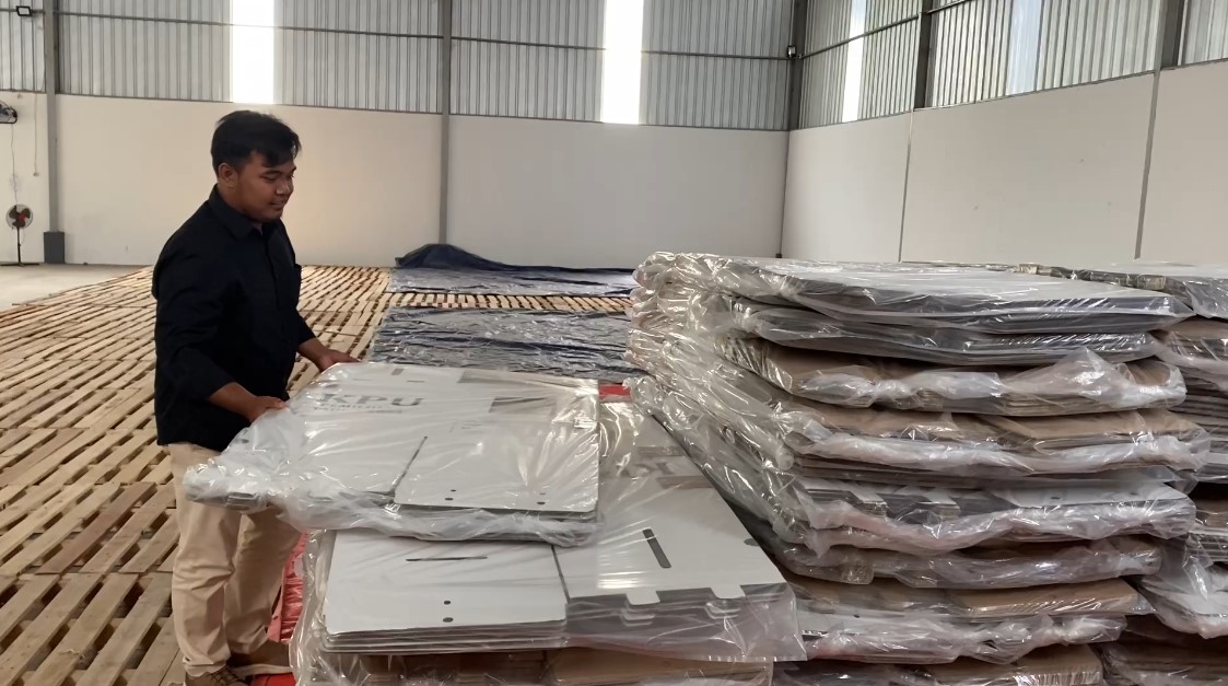 KPU Kota Pekalongan Terima 1.720 Bilik Suara dan 868 Kotak Suara Pilkada 2024