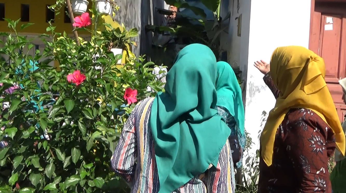 Penaman Sayuran Dan Budidaya Ikan Lele Kelurahan Kuripan Yosorejo Bantu Atasi Stunting 