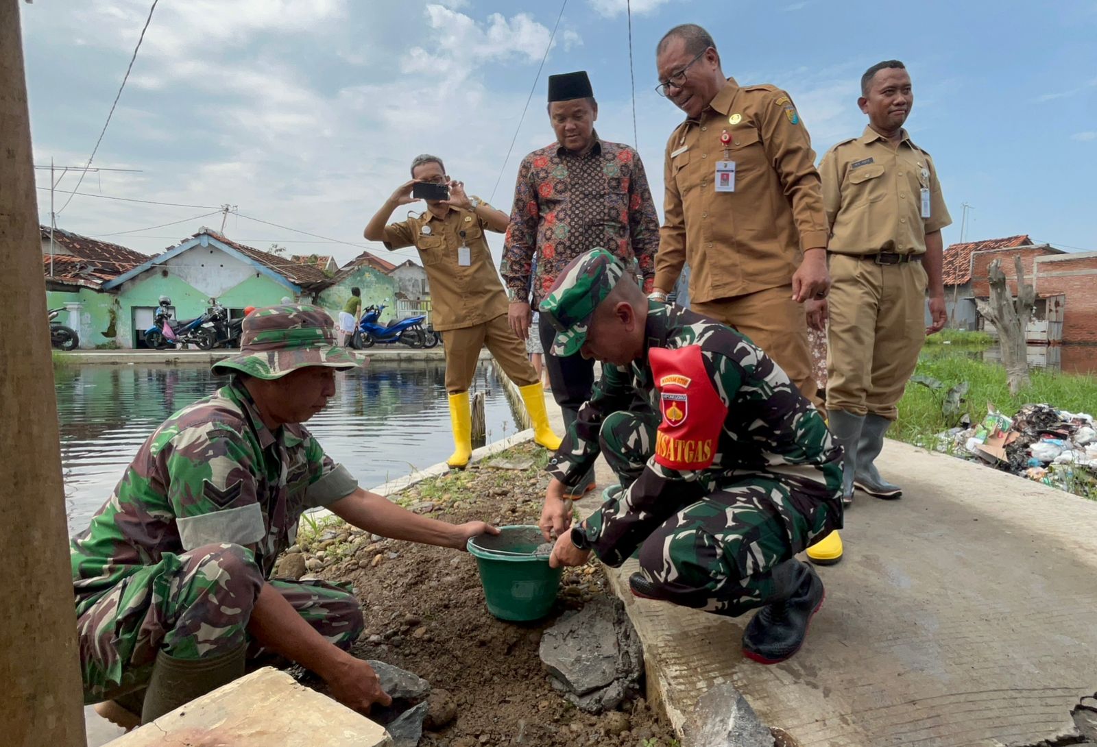 TMMD Sengkuyung Tahap I 2026 Resmi Dimulai di Bandengan, Harapan Baru Atasi Banjir dan Rob