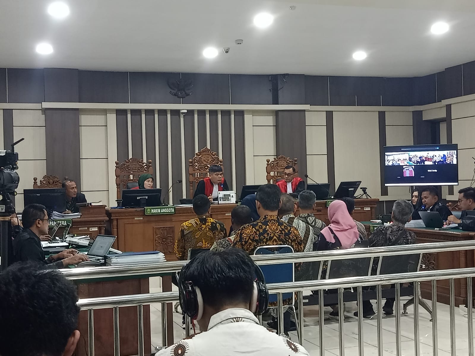 Fadia Bantah Terima Uang, Wahyu Ungkap Rp11 Juta Dititipkan ke Pj Sekda