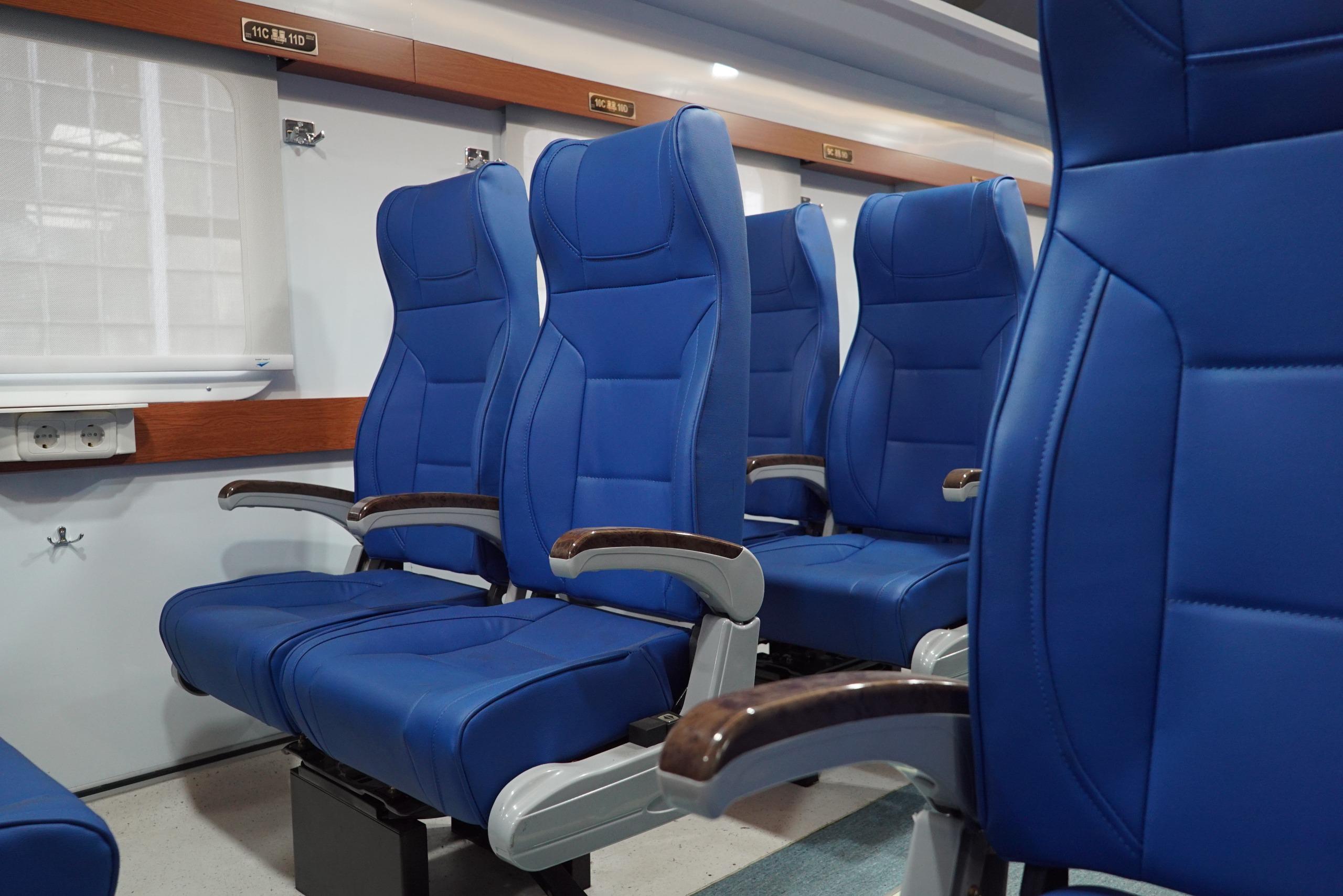 KA Menoreh Rute Semarang-Jakarta PP Hadirkan Kereta Ekonomi New Generation