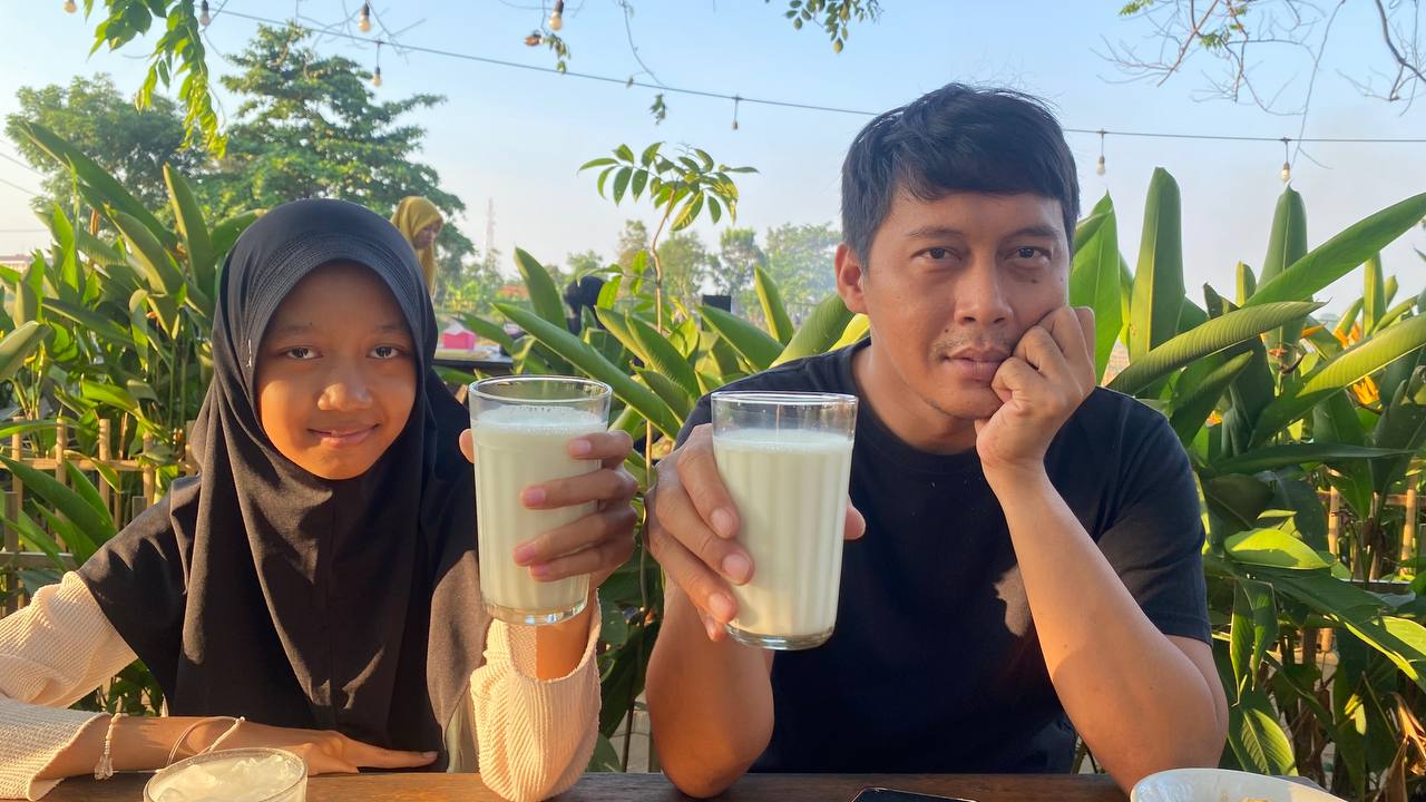 Cara Peternak Pekalongan, Mudahkan Konsumsi Susu Harian